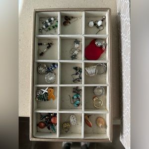 Costume jewelry lot